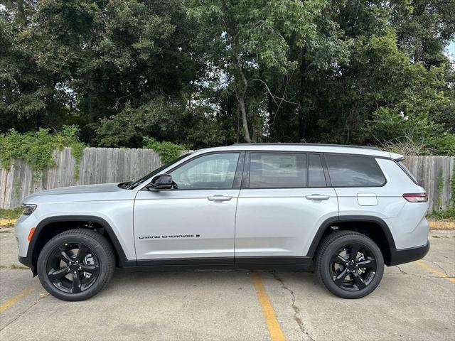 new 2024 Jeep Grand Cherokee L car, priced at $41,635