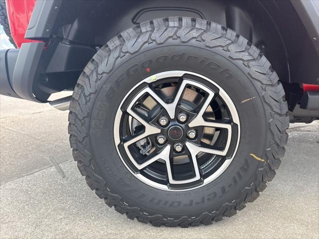 new 2025 Jeep Wrangler car, priced at $58,438
