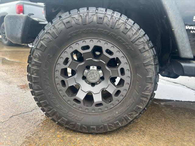 used 2015 Jeep Wrangler Unlimited car, priced at $15,600