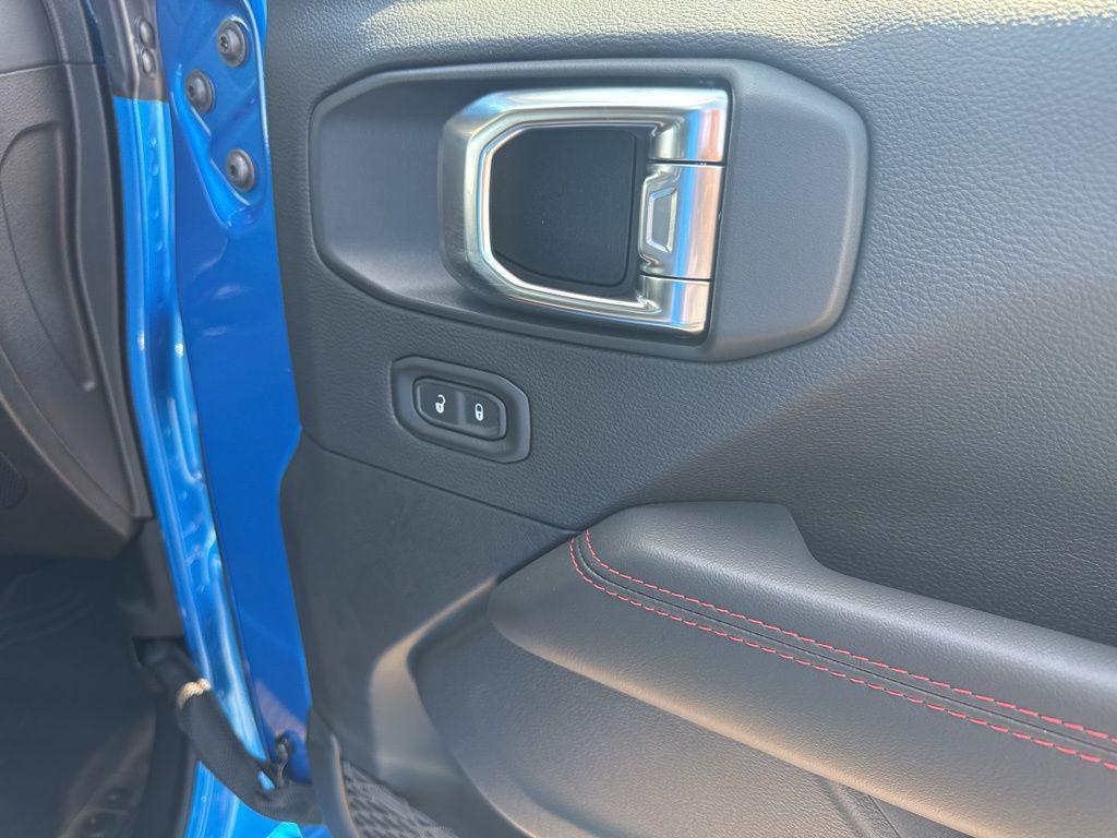 new 2025 Jeep Wrangler car, priced at $67,750