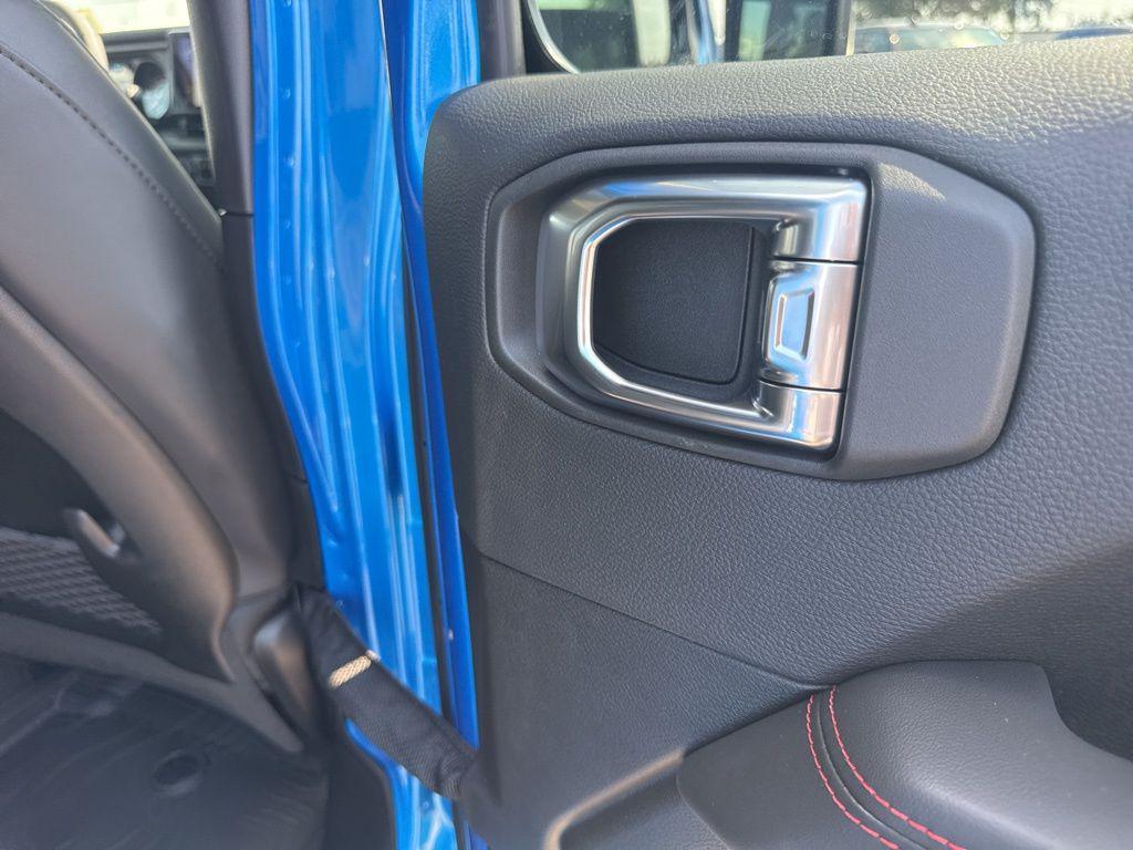 new 2025 Jeep Wrangler car, priced at $67,750