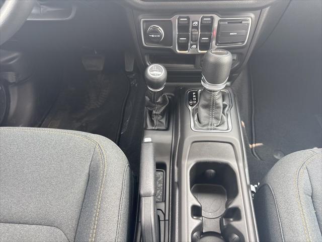 new 2025 Jeep Gladiator car, priced at $40,912