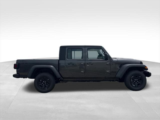 new 2025 Jeep Gladiator car, priced at $40,912
