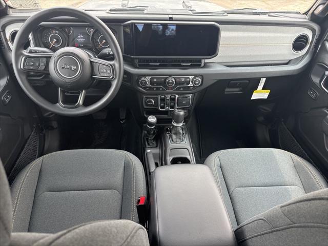 new 2025 Jeep Gladiator car, priced at $40,912
