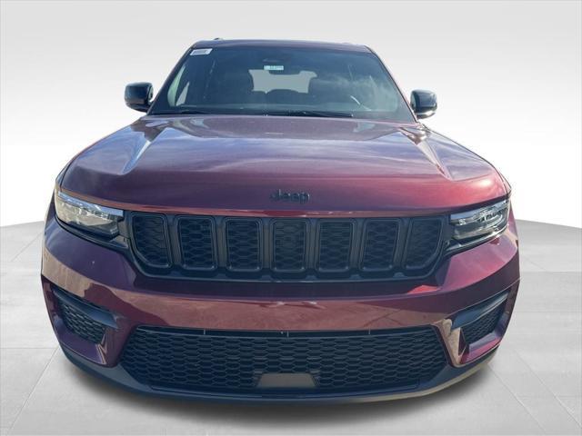 new 2025 Jeep Grand Cherokee car, priced at $40,170