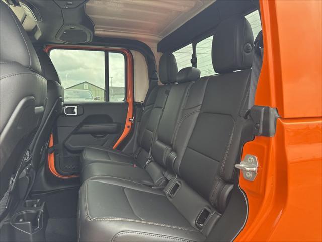 new 2025 Jeep Gladiator car, priced at $49,693