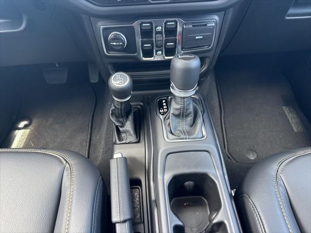 new 2025 Jeep Gladiator car, priced at $49,353