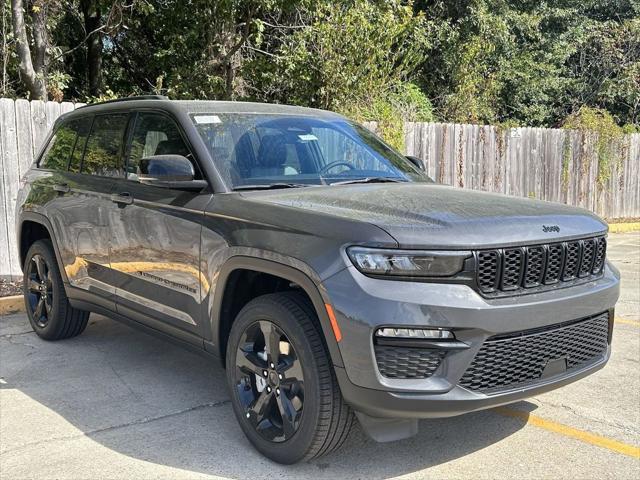 new 2025 Jeep Grand Cherokee car, priced at $48,530