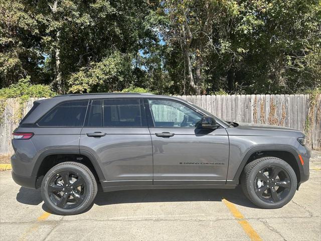 new 2025 Jeep Grand Cherokee car, priced at $48,530