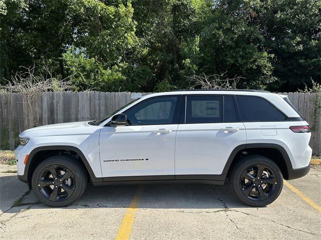 new 2024 Jeep Grand Cherokee car, priced at $43,575