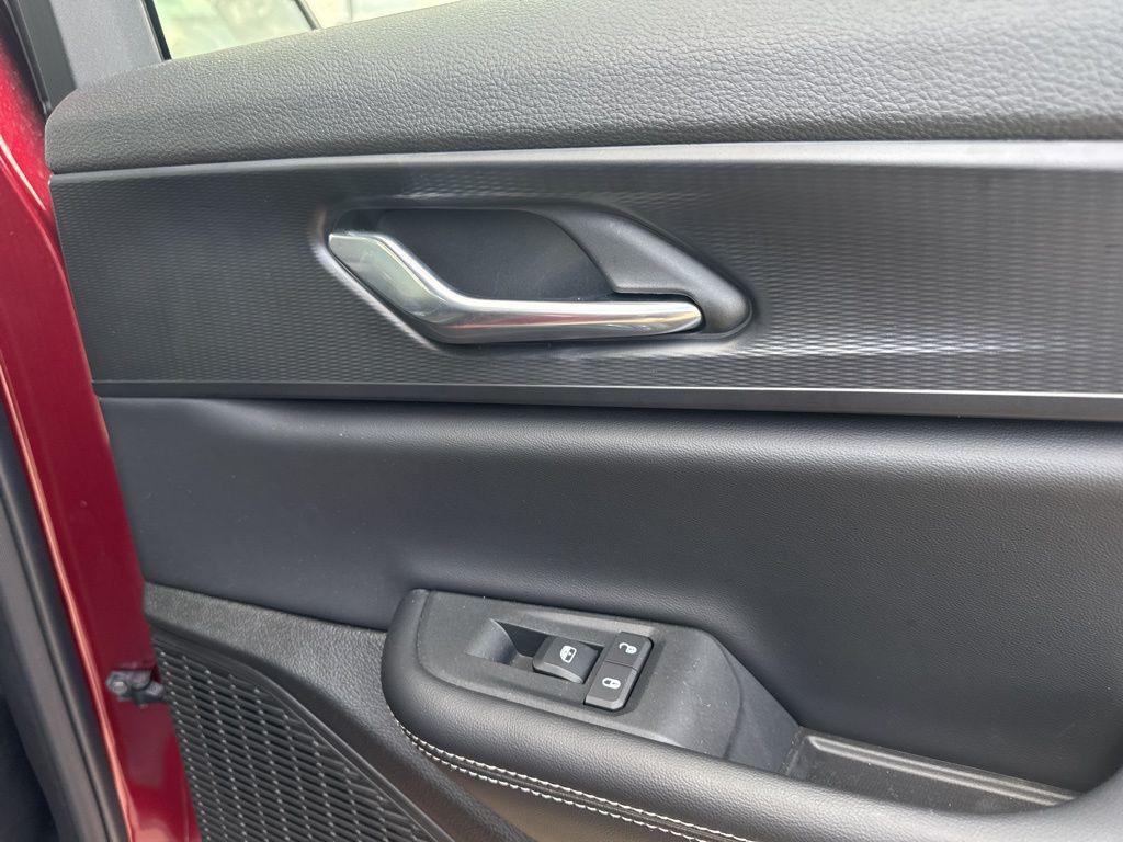 new 2025 Jeep Grand Cherokee car, priced at $39,850