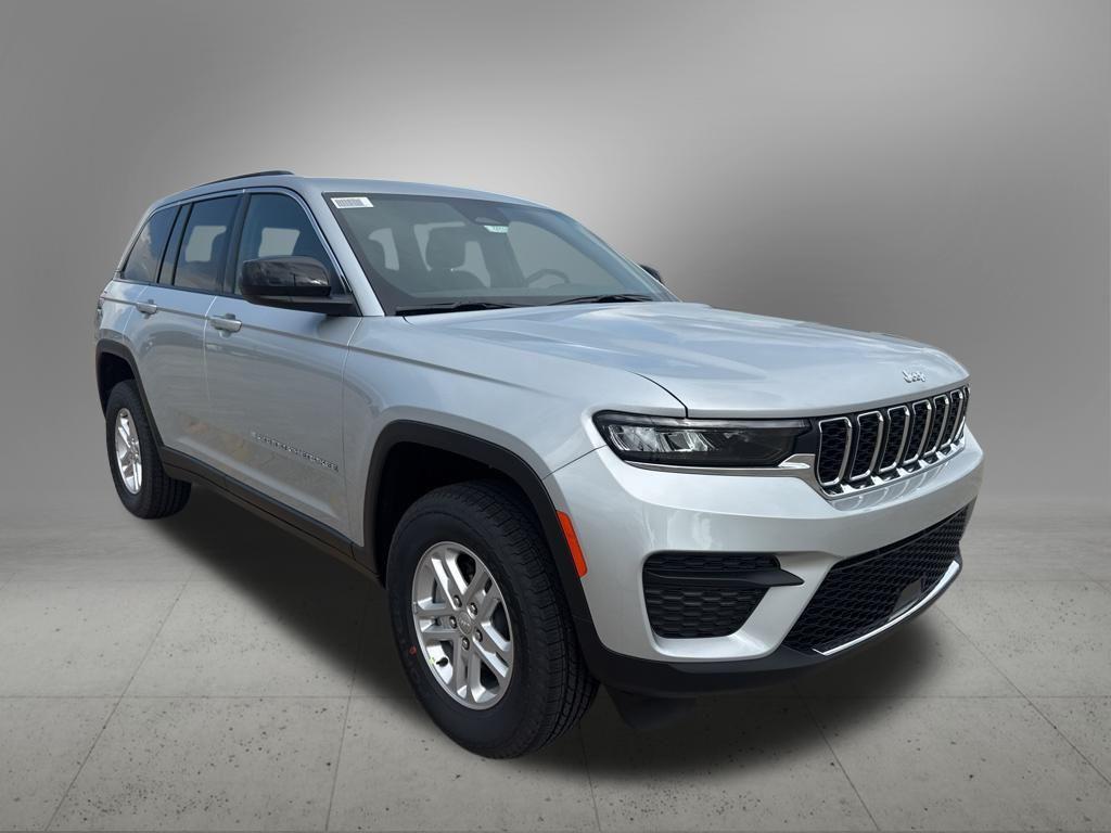 new 2025 Jeep Grand Cherokee car, priced at $34,660