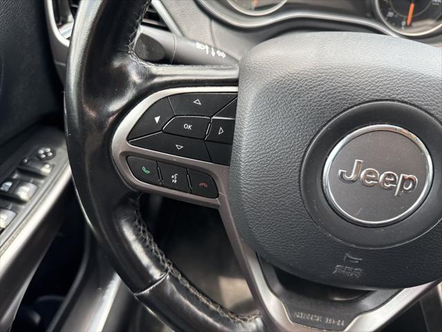 used 2020 Jeep Cherokee car