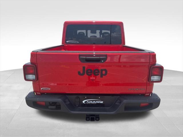 new 2025 Jeep Gladiator car, priced at $44,697