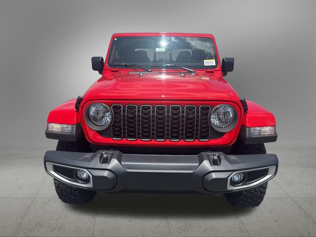 new 2025 Jeep Gladiator car, priced at $44,725