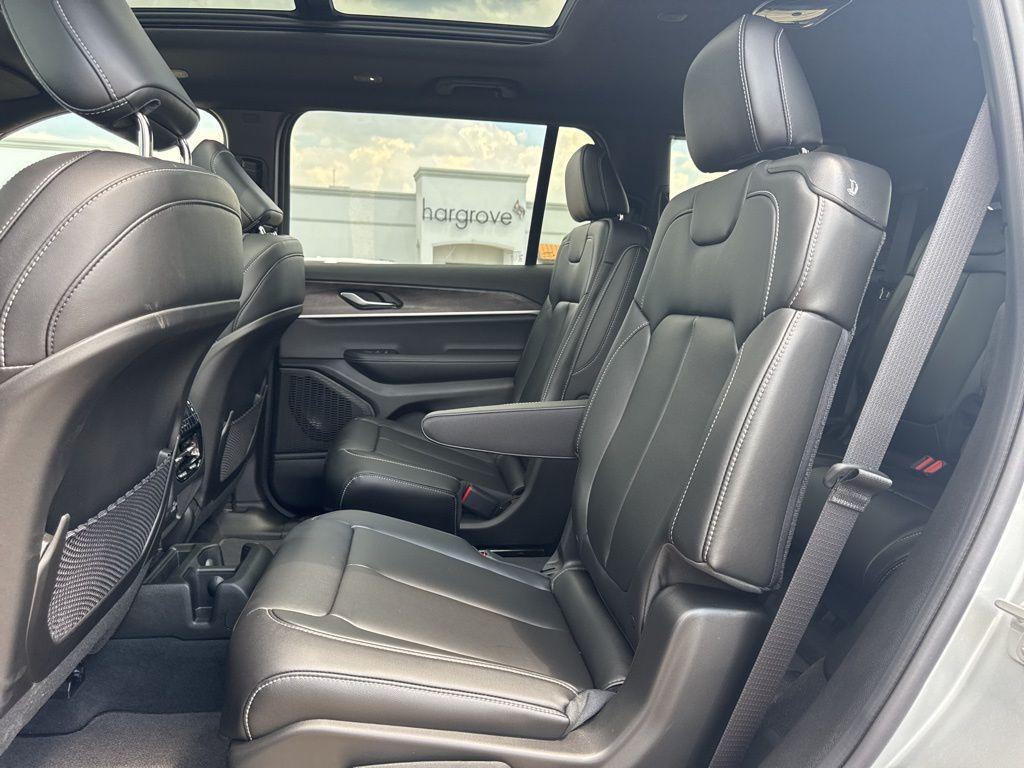 new 2025 Jeep Grand Cherokee L car, priced at $46,735