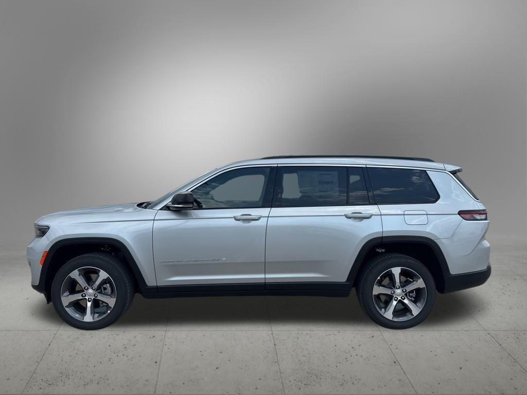 new 2025 Jeep Grand Cherokee L car, priced at $46,735