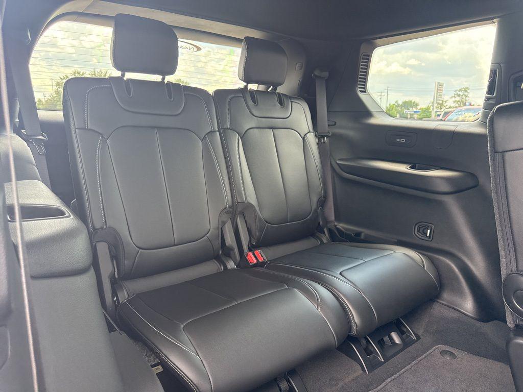 new 2025 Jeep Grand Cherokee L car, priced at $46,735