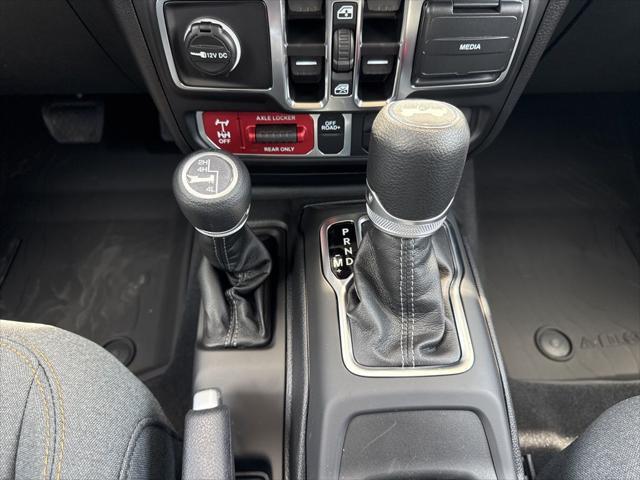 new 2025 Jeep Wrangler car, priced at $53,575