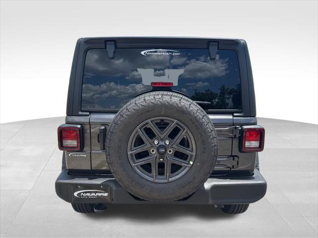 new 2025 Jeep Wrangler car, priced at $47,676