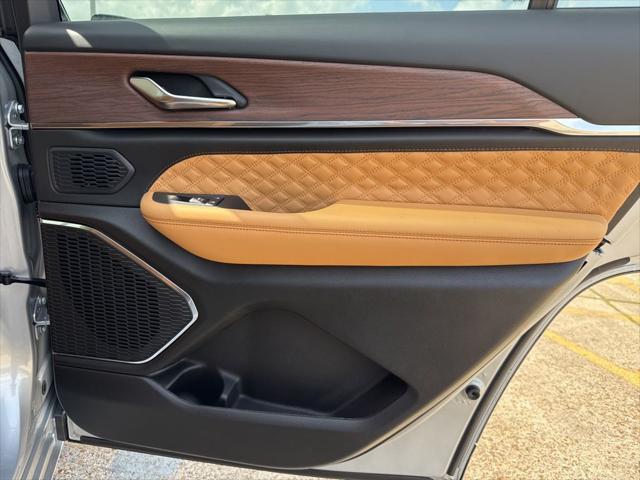 new 2025 Jeep Grand Cherokee L car, priced at $57,881