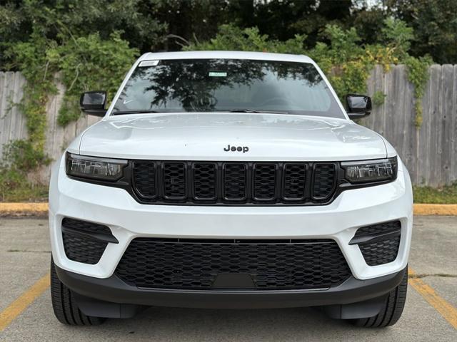 new 2024 Jeep Grand Cherokee car, priced at $44,075