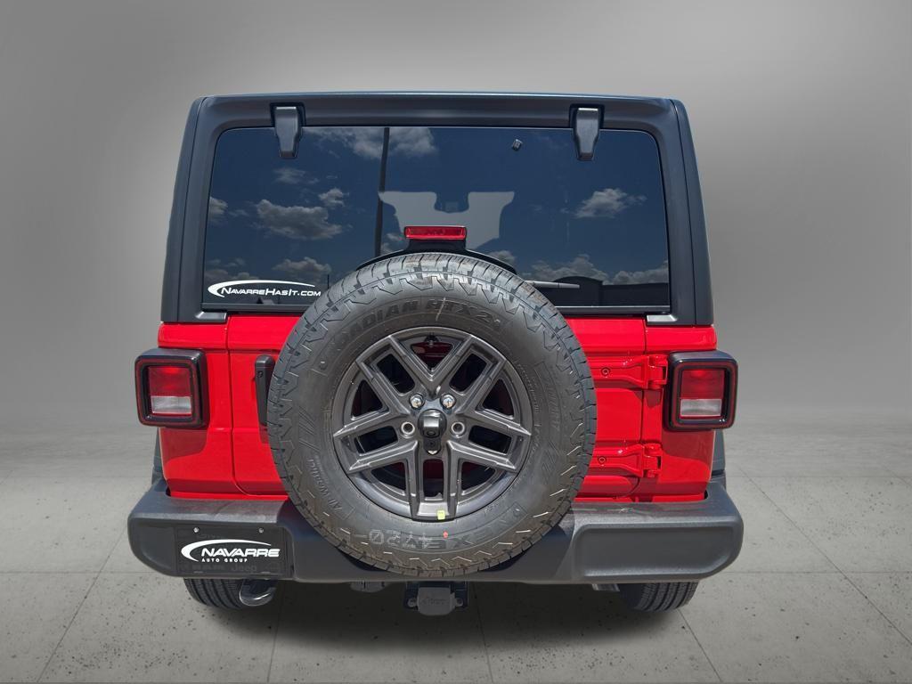 new 2025 Jeep Wrangler car, priced at $46,899