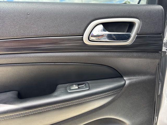 used 2021 Jeep Grand Cherokee car, priced at $23,000