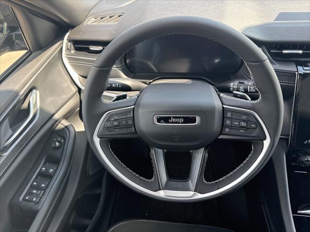 new 2025 Jeep Grand Cherokee L car, priced at $41,870