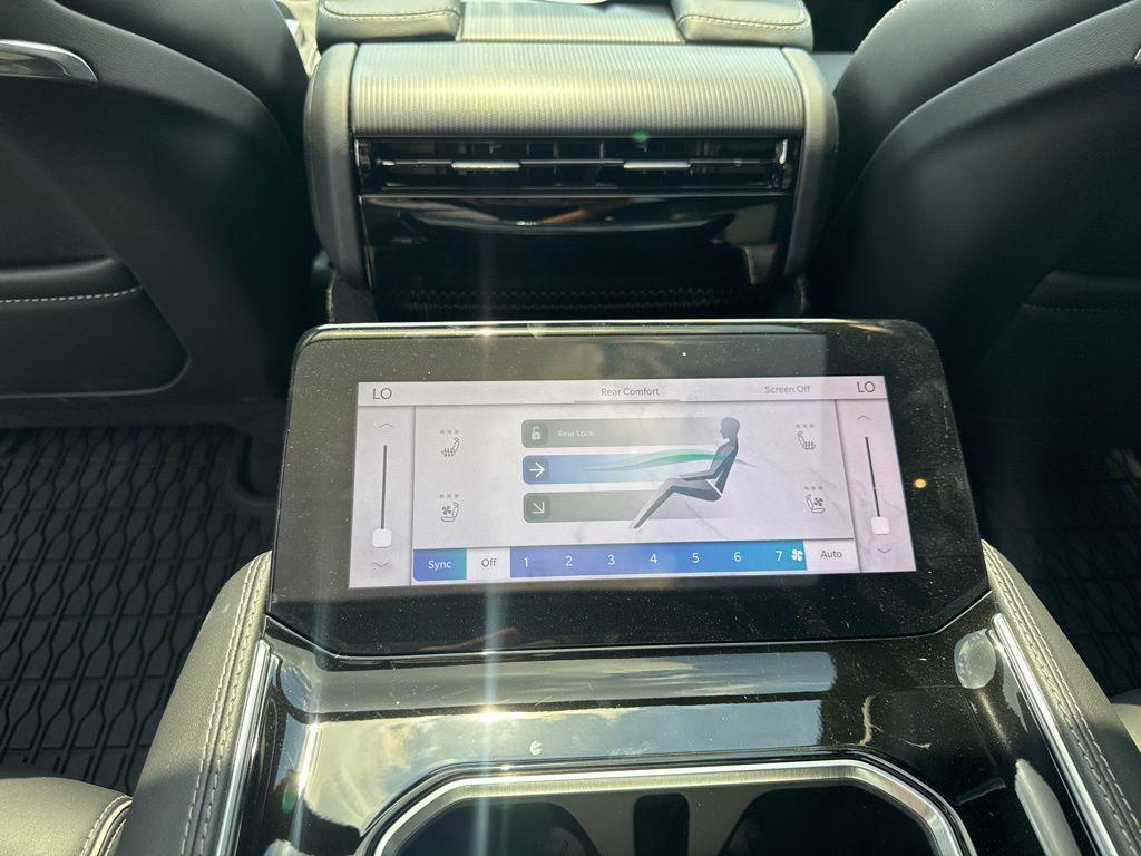 new 2024 Jeep Grand Wagoneer car, priced at $86,420