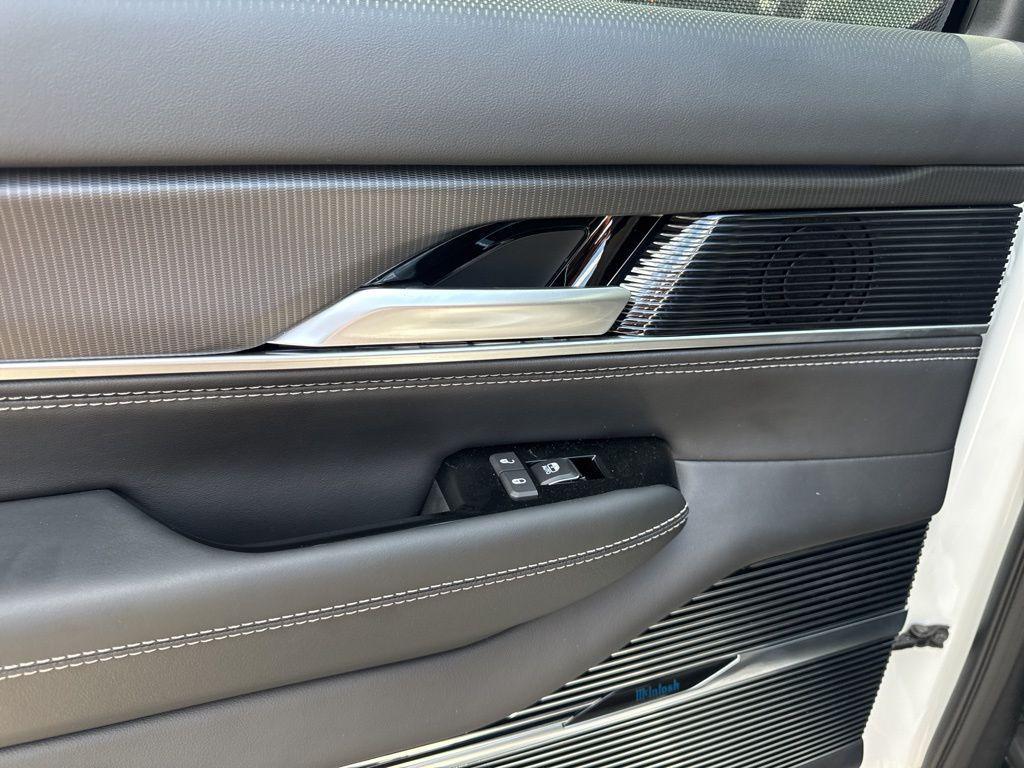 new 2024 Jeep Grand Wagoneer car, priced at $86,420