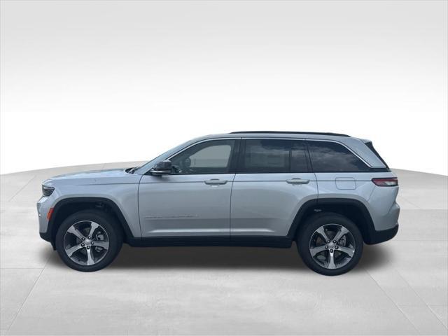 new 2025 Jeep Grand Cherokee car, priced at $47,946