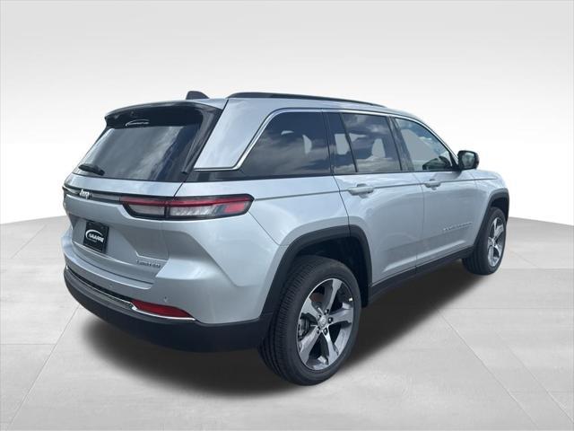 new 2025 Jeep Grand Cherokee car, priced at $47,946