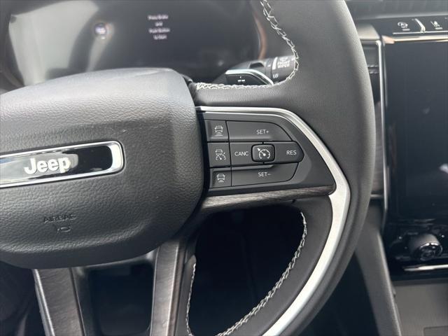 new 2025 Jeep Grand Cherokee car, priced at $47,946