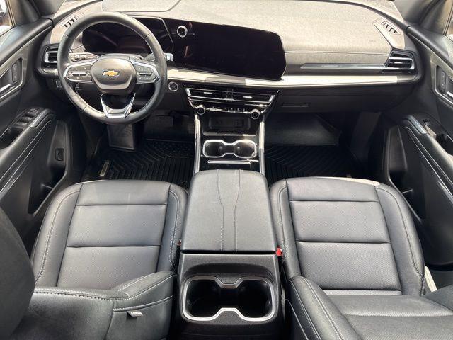 used 2024 Chevrolet Traverse car, priced at $39,000