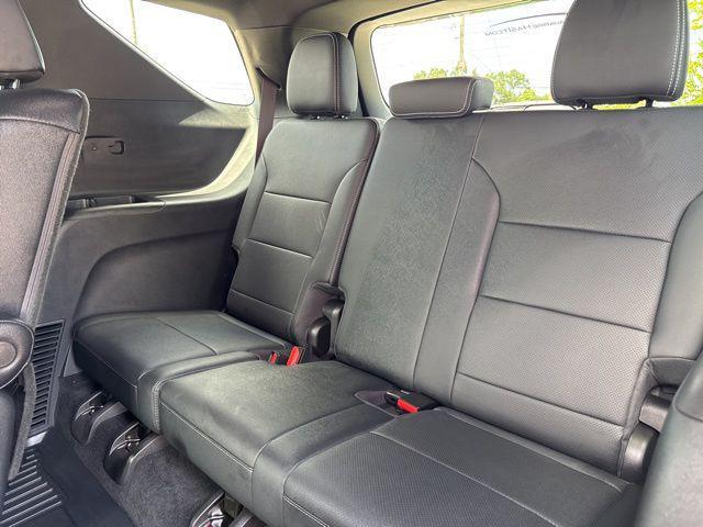 used 2024 Chevrolet Traverse car, priced at $39,000