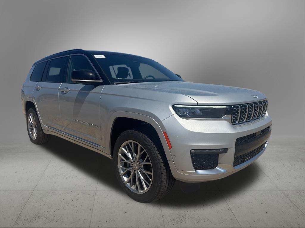 new 2025 Jeep Grand Cherokee L car, priced at $57,555