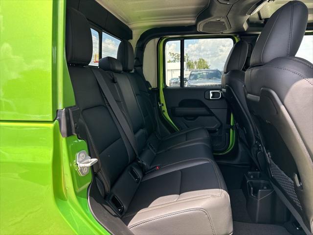 new 2025 Jeep Gladiator car, priced at $49,393