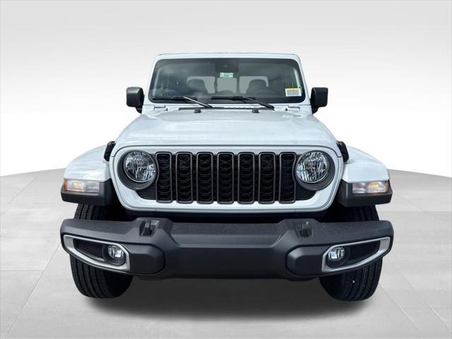 new 2025 Jeep Gladiator car, priced at $48,798