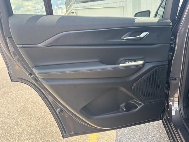 new 2025 Jeep Grand Cherokee L car, priced at $42,834