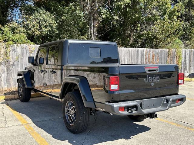 new 2024 Jeep Gladiator car, priced at $39,420