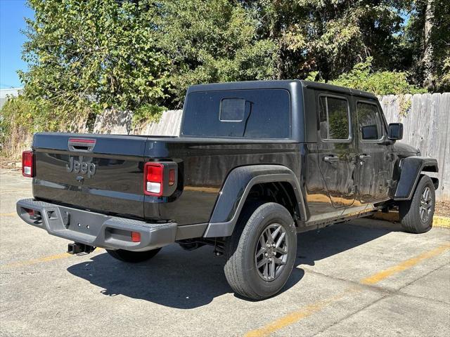 new 2024 Jeep Gladiator car, priced at $39,420