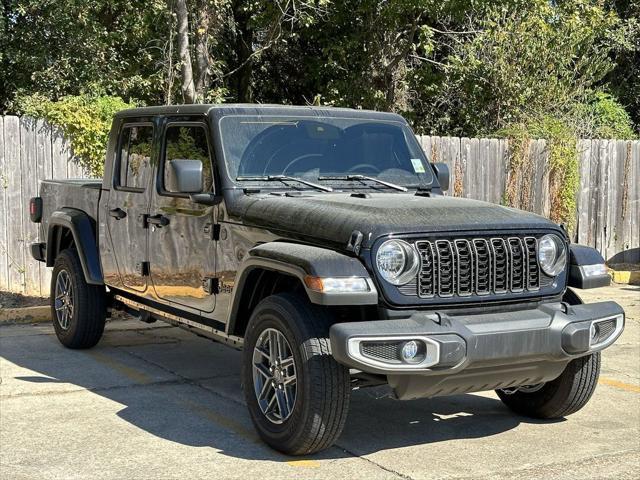 new 2024 Jeep Gladiator car, priced at $39,420