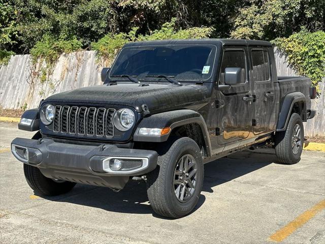 new 2024 Jeep Gladiator car, priced at $39,420