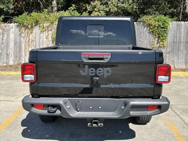 new 2024 Jeep Gladiator car, priced at $39,420