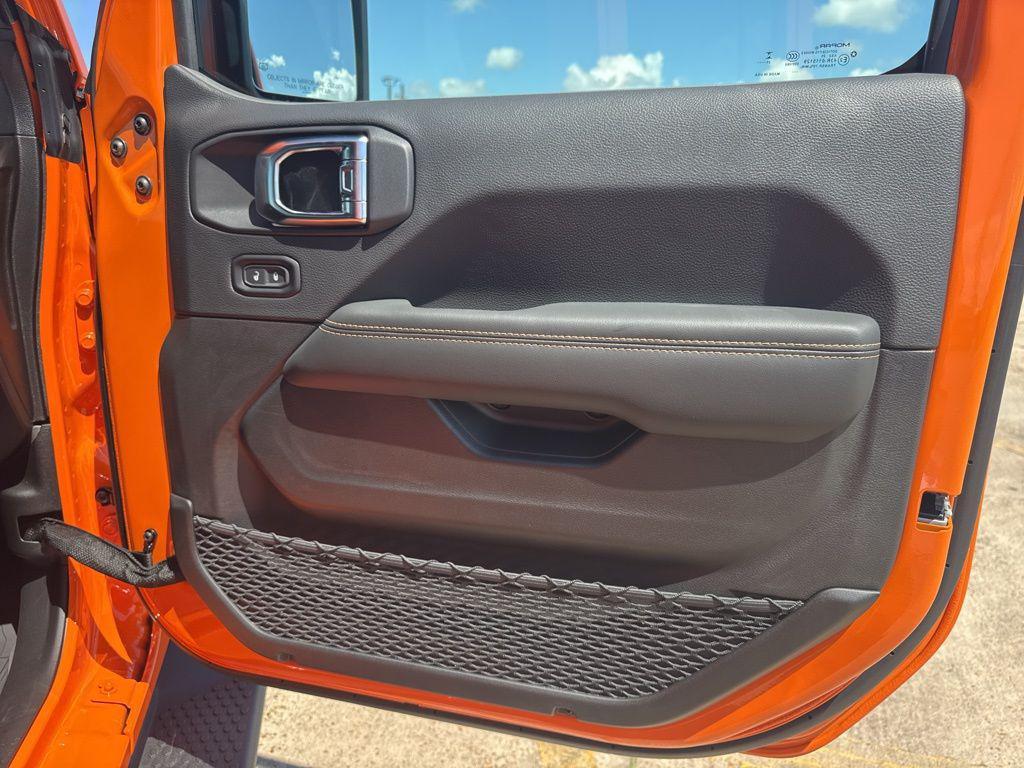 new 2025 Jeep Wrangler car, priced at $57,205