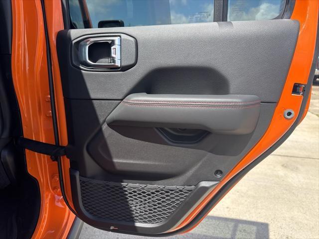 new 2025 Jeep Gladiator car, priced at $57,370
