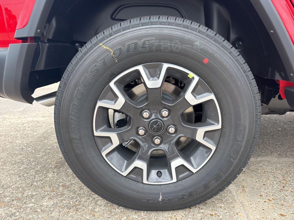 new 2025 Jeep Wrangler car, priced at $47,215