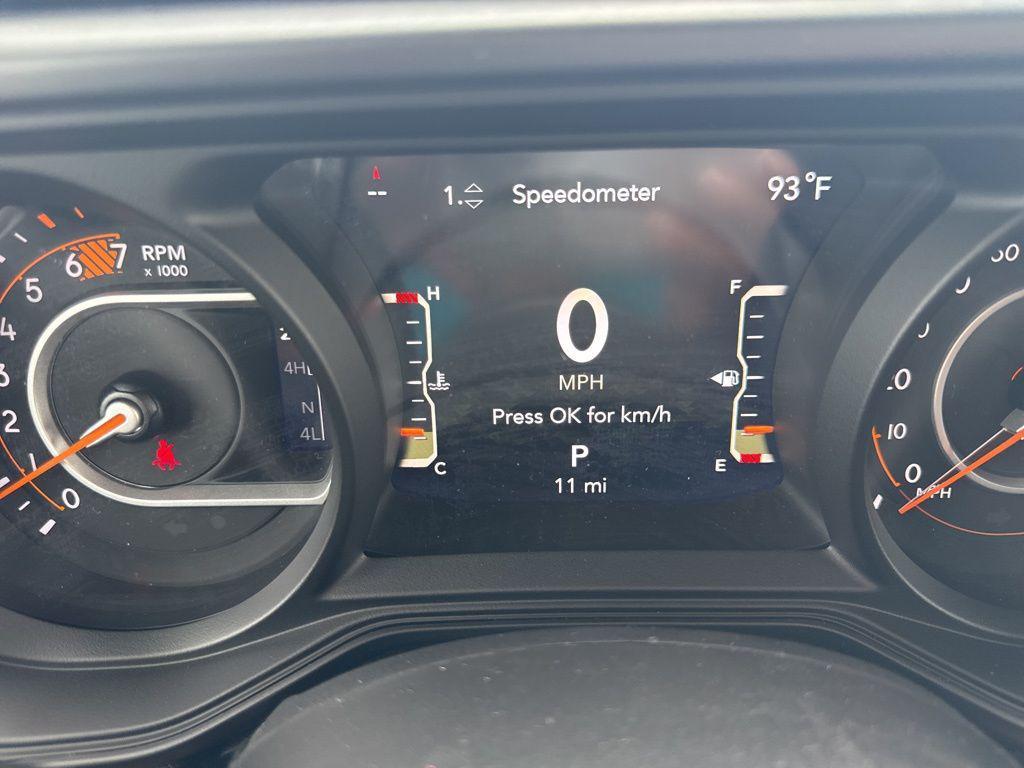 new 2025 Jeep Wrangler car, priced at $47,215