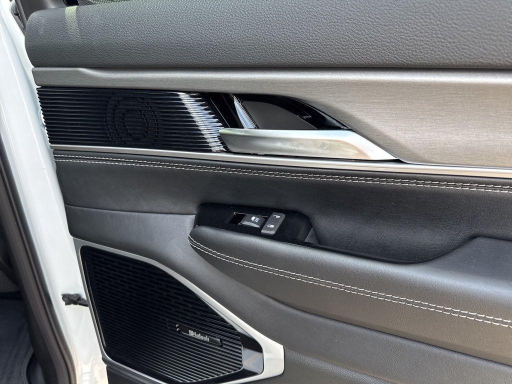new 2025 Jeep Wagoneer L car, priced at $83,500